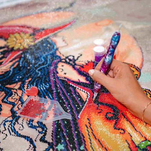 hand holding drill pen