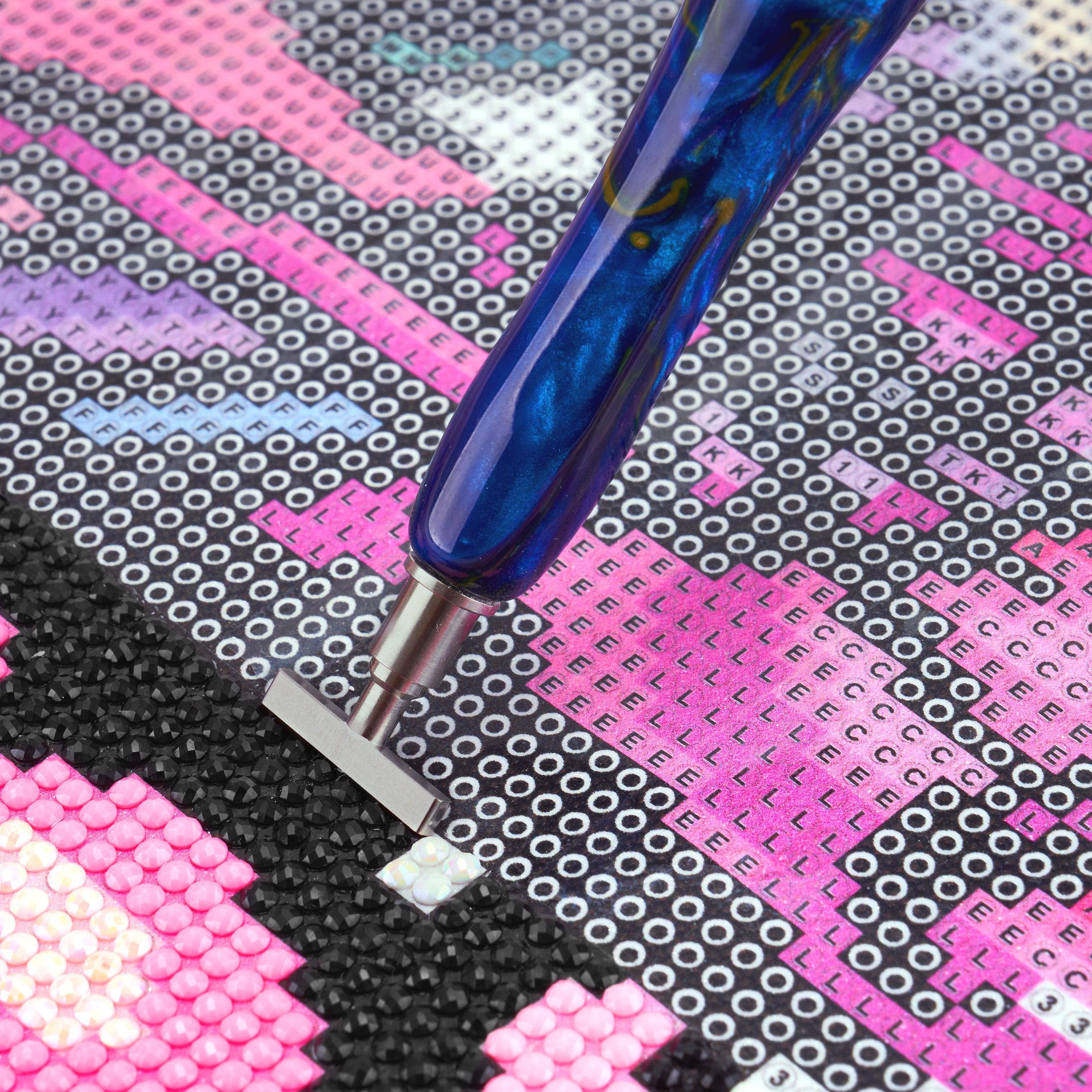 Diamond Painting Pen Accessories Tools Set,1PCS Luminous Diamond Art Pen  and 6Pcs Rose Gold Metal Screw Thread Multi Placer Tips,Diamond Painting