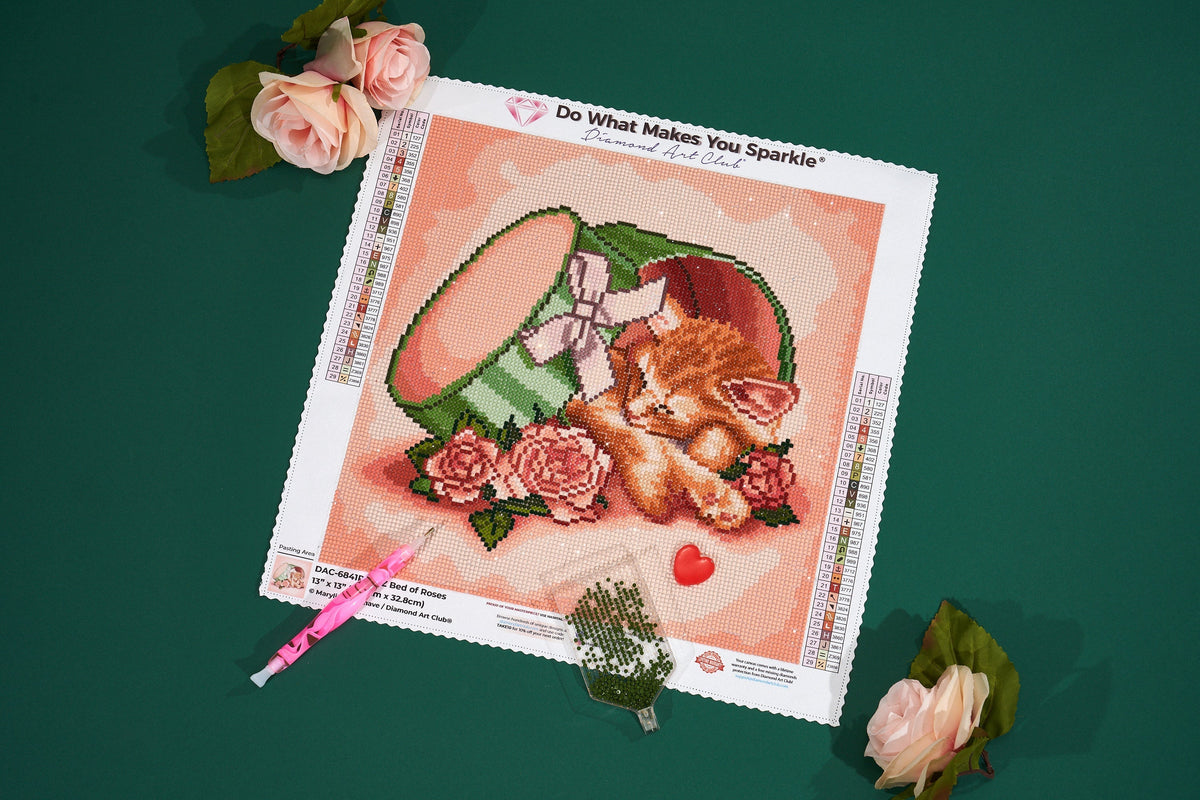 Diamond Painting Bed of Roses 13" x 13" (32.8cm x 32.8cm) / Round with 29 Colors including 1 ABs and 2 Fairy Dust Diamonds / 13,689