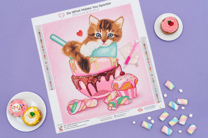 Diamond Painting Cat & Cupcake 16" x 18″ (41cm x 46cm) / Square with 42 Colors including 2 ABs / 13,611