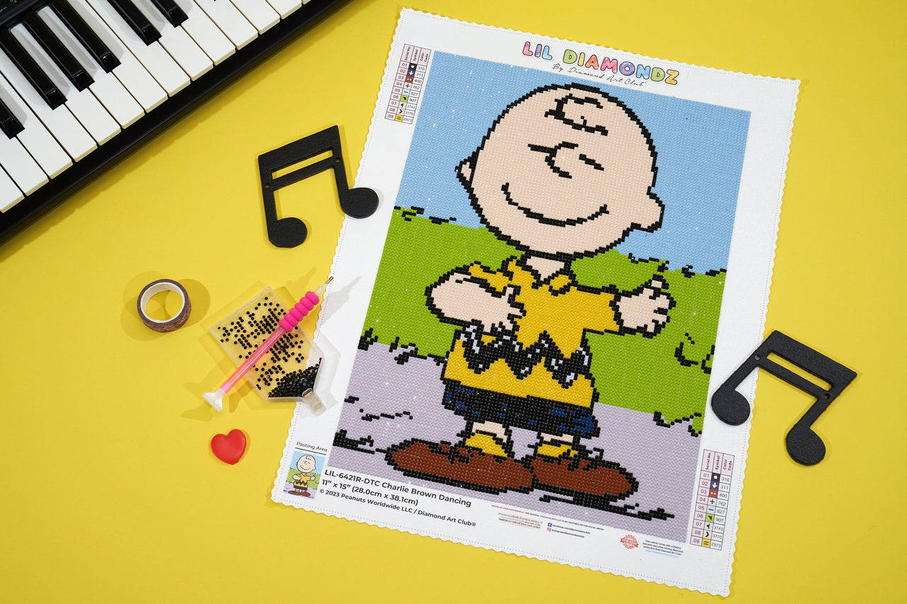 Diamond Painting Charlie Brown Dancing 11" x 15" (28cm x 38.1cm) / Round With 9 Colors including 1 Fairy Dust Diamonds / 13,600