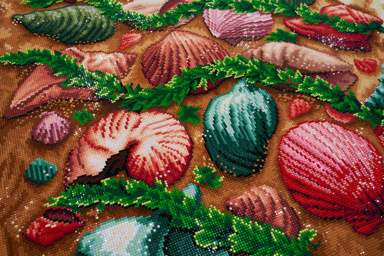 Diamond Painting Christmas Shells 25.6" x 33.9" (65cm x 86cm) / Square with 63 Colors including 3 ABs and 2 Fairy Dust Diamonds / 90,045