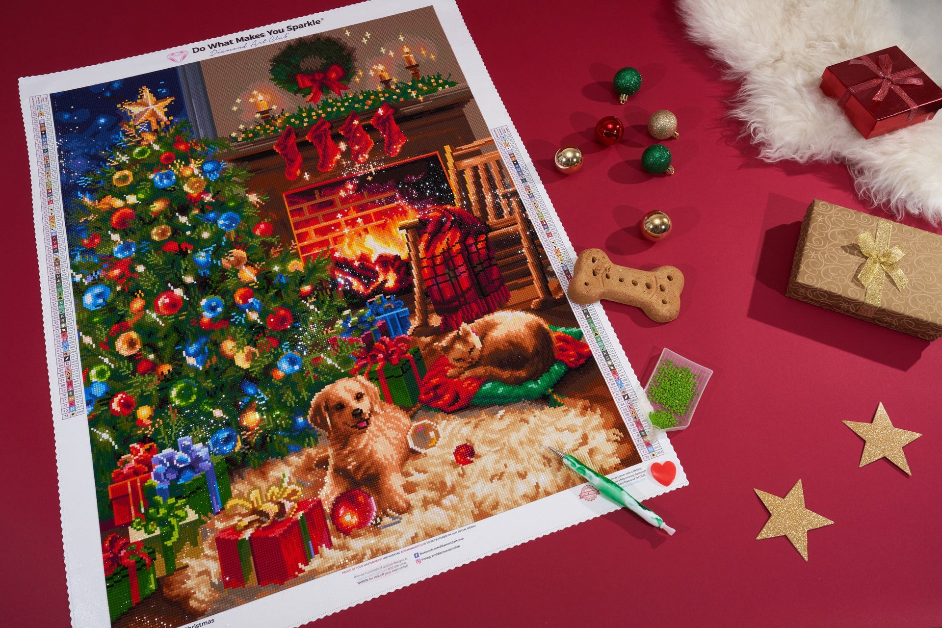 Diamond Painting Cozy Christmas 22" x 29" (55.8cm x 73.7cm) / Square with 74 Colors including 4 ABs / 65,725