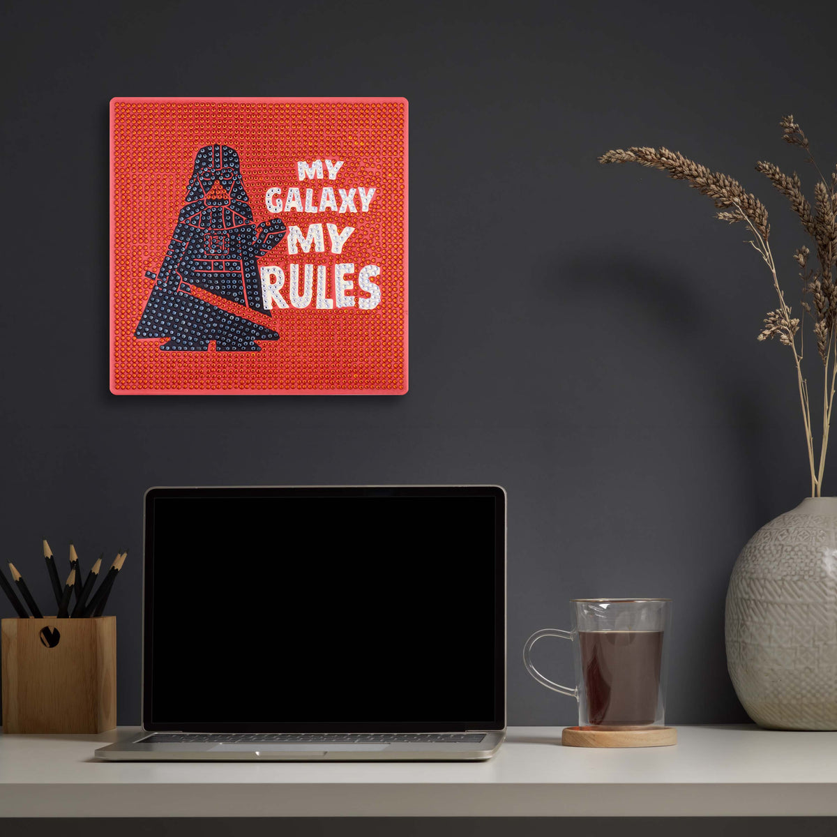 Diamond Painting Dark Side Rules (Darth Vader) - Easy Gem™ Sparkle Boards 9" x 9" (22cm x 22cm) / Round with 3 Colors including 3 Iridescent Diamonds / 2,435