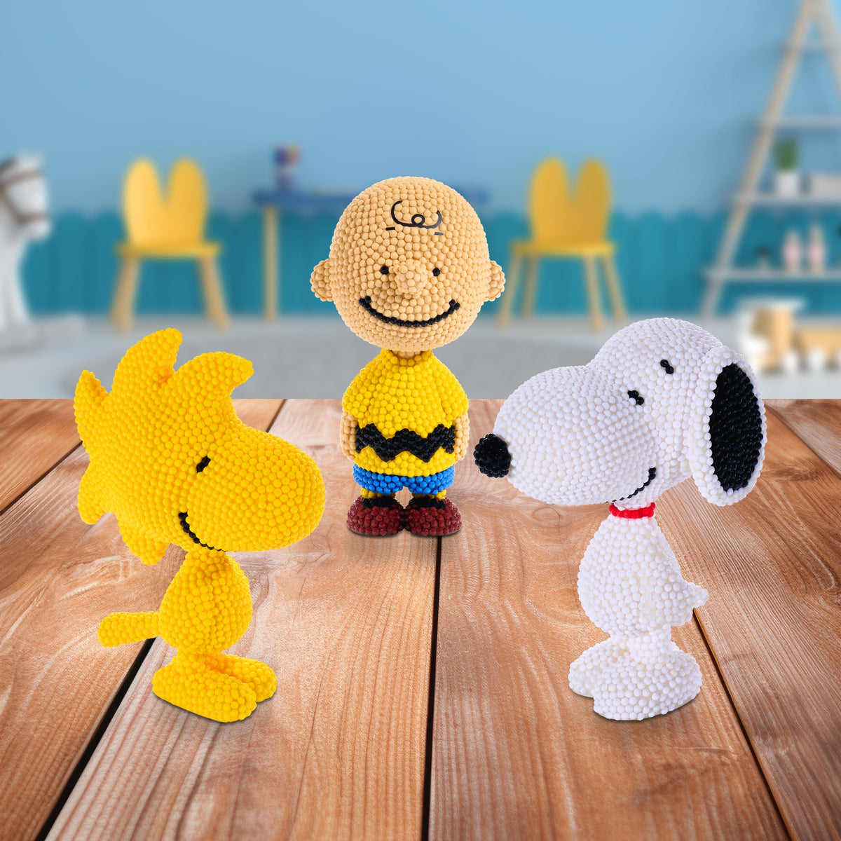 Diamond Painting Dazzle Pals™ - Charlie Brown™ 5" x 2.7" x 2.4" (12.8cm x 7cm x 6.3cm) / Round with 5 Colors / 3,540