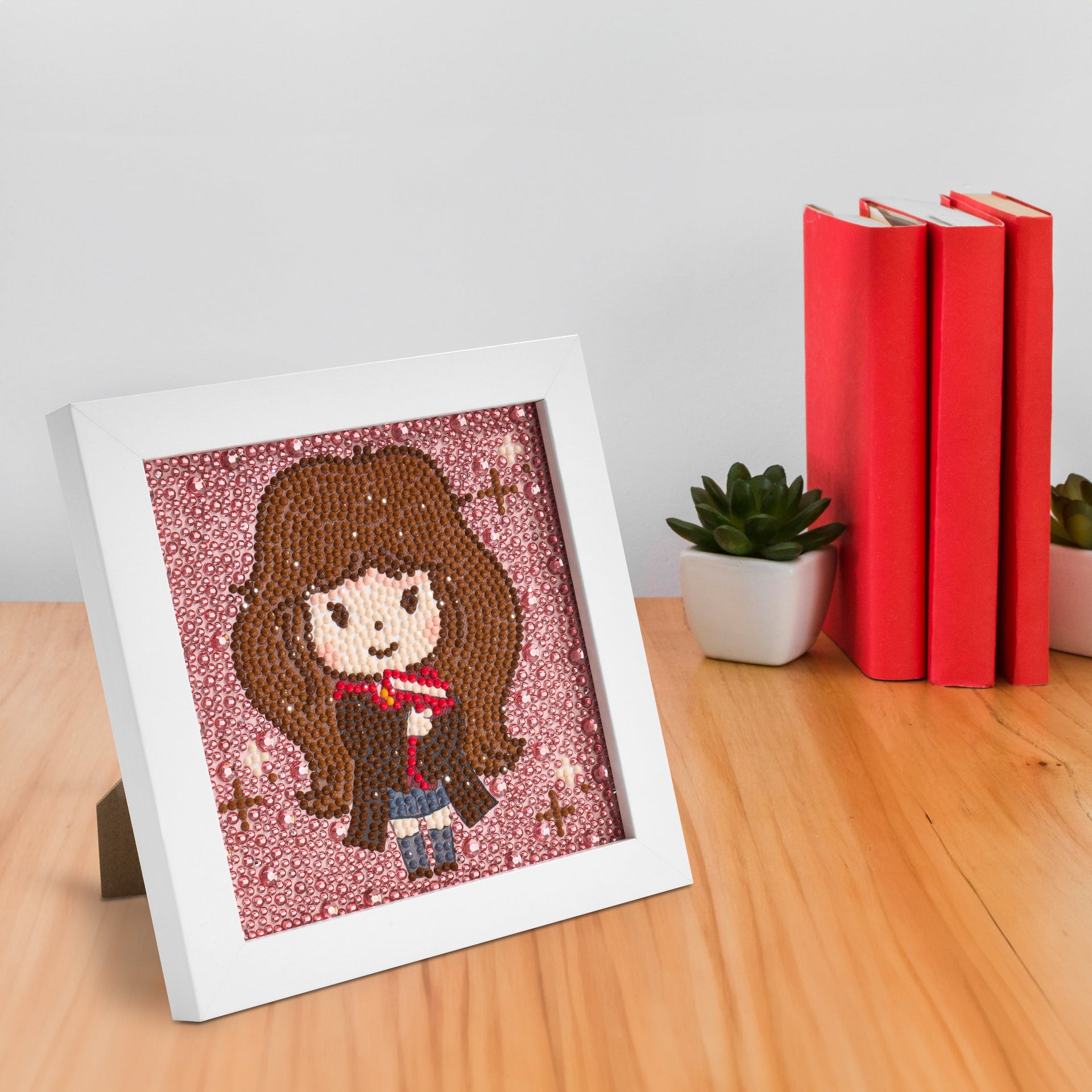 Diamond Painting Frameables™ - Enchanting Hermione 6" x 6" (15cm x 15cm) / Round With 10 Colors Including 3 Iridescent Diamonds / 2,135