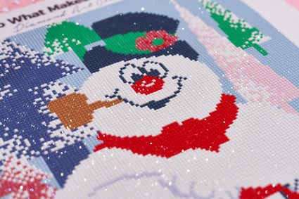Diamond Painting Frosty the Snowman™ 13" x 16" (32.8cm x 40.9cm) / Round With 12 Colors Including 1 AB / 17,082