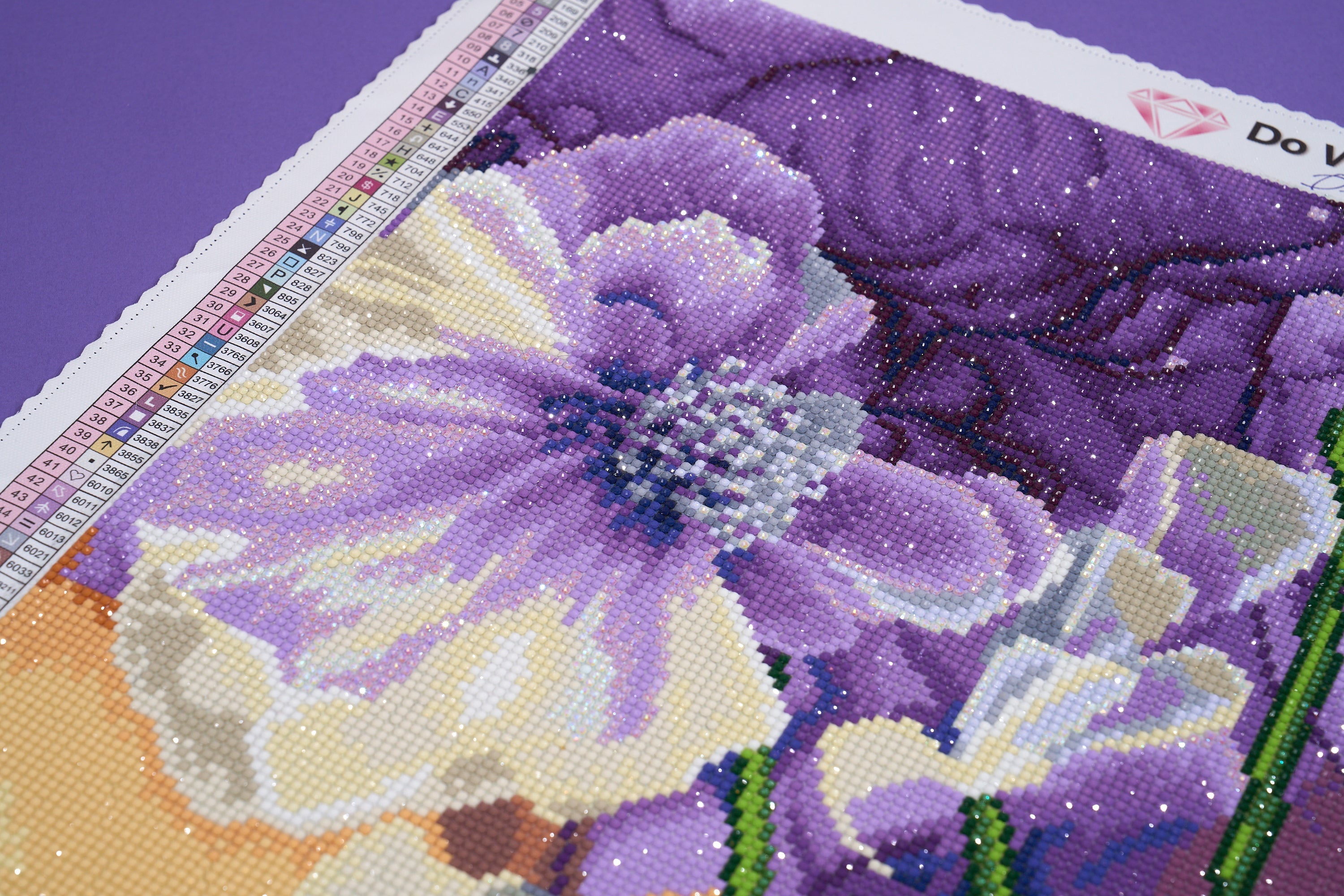 Full of Blooms – Diamond Art Club