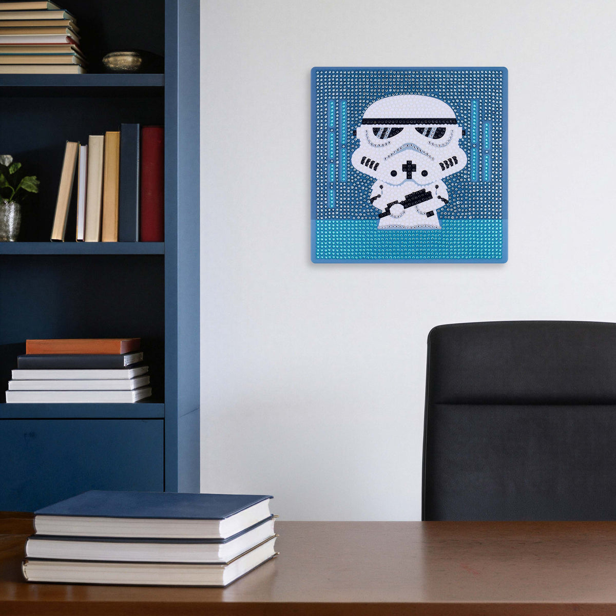 Diamond Painting Galactic Guard (Stormtrooper) - Easy Gem™ Sparkle Boards 9" x 9" (22cm x 22cm) / Round with 5 Colors including 4 Iridescent Diamonds / 2,310