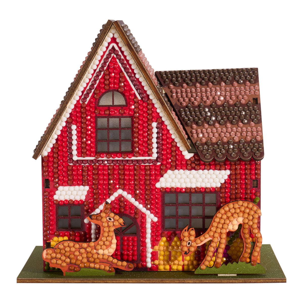Diamond Painting Gem House - Farm House 5.5" x 4.1" x 3.1" (14cm x 10.5cm x 8cm) / Round with 26 Colors / 4,989