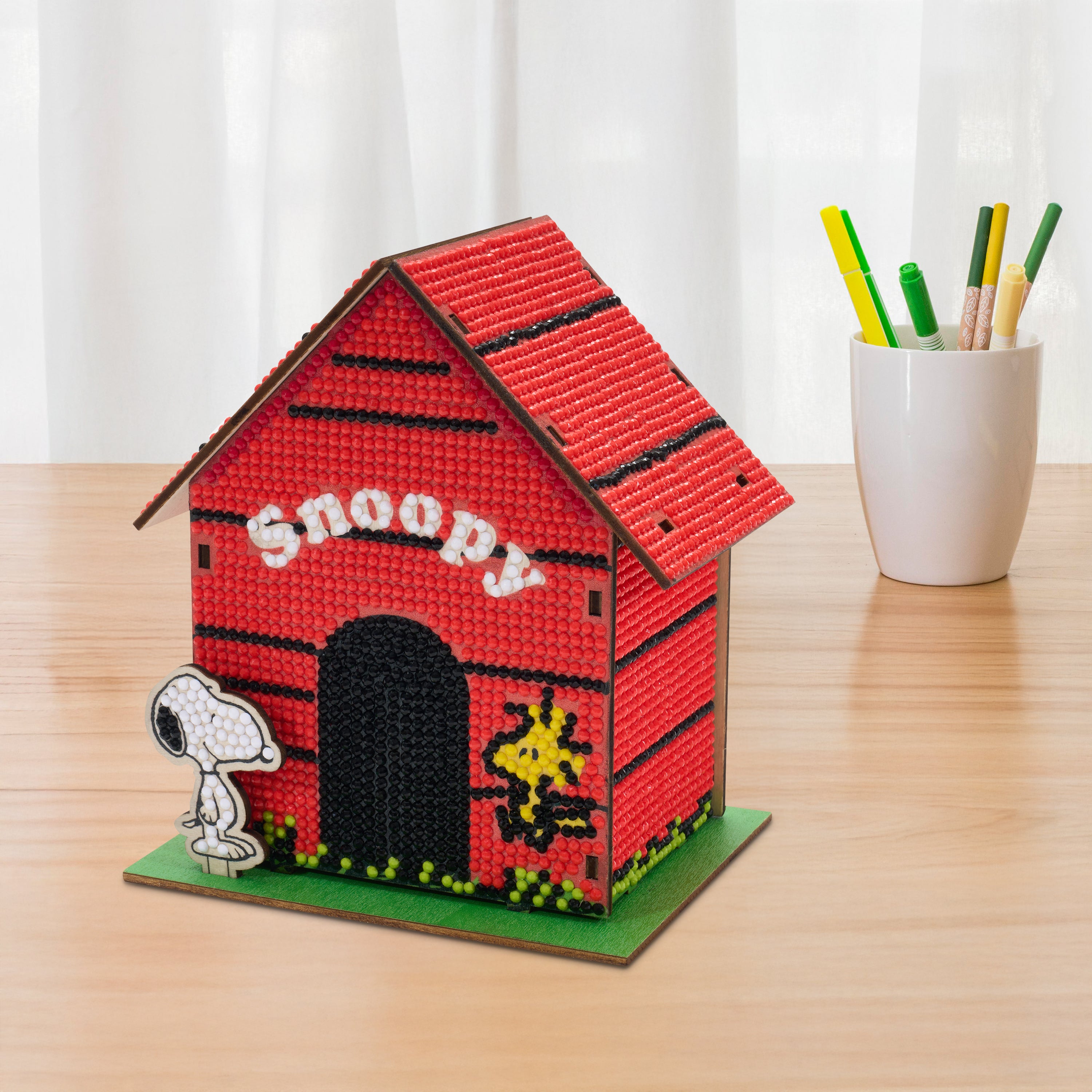 Gem House - Snoopy™ – Diamond Art Club