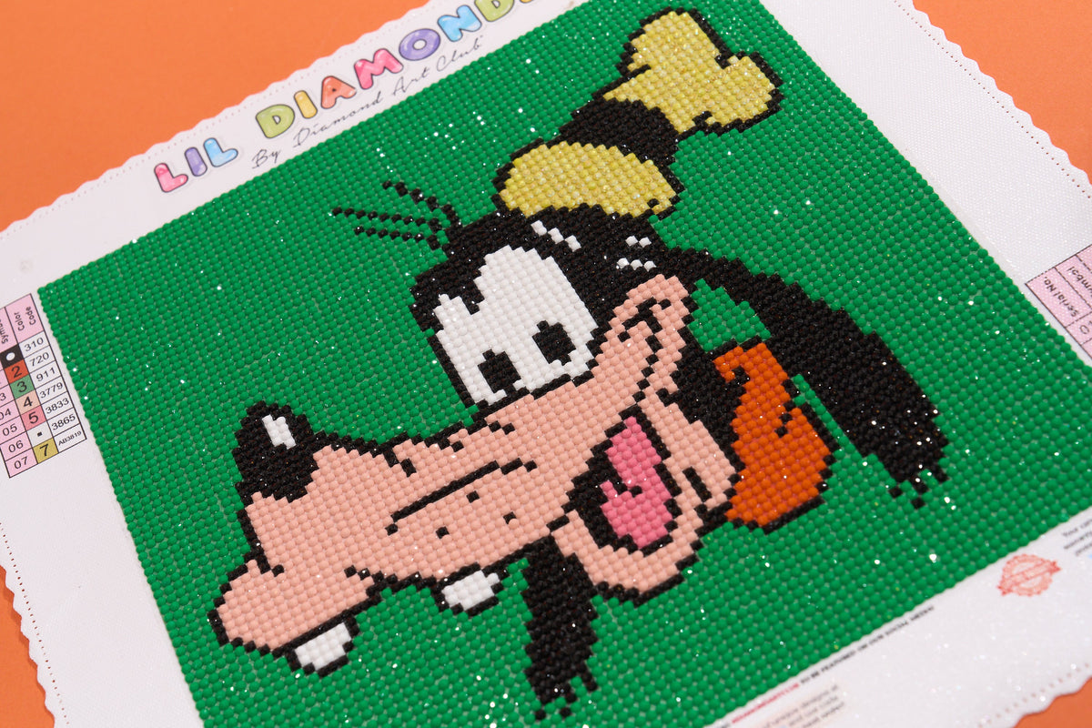 Diamond Painting Goofy 9" x 9" (22.8cm x 22.8cm) / Round with 7 Colors including 1 AB / 6,889