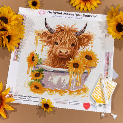 Diamond Painting Highland Cow in Tub 13" x 13" (33cm x 33cm) / Round with 29 Colors including 3 ABs and 2 Fairy Dust Diamonds / 14,400