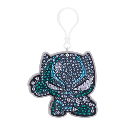 Diamond Painting Keychain - Wakanda Warrior Black Panther 2.9" x 2.8" (7.5cm x 7.2cm) / Round With 7 Colors including 7 Iridescent Diamonds / 654