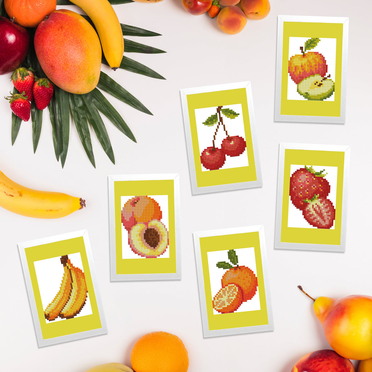 Diamond Painting Mini Dazzles™ - Fruits 4" x 6" (10.2cm x 15.2cm) / Square With 18 Colors Including 18 Fairy Dust Diamonds / 4,262