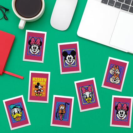 Diamond Painting Mini Dazzles™ - Mickey and Friends 4" x 6" (10.2cm x 15.2cm) / Square With 11 Colors Including 11 Fairy Dust Diamonds / 9,600