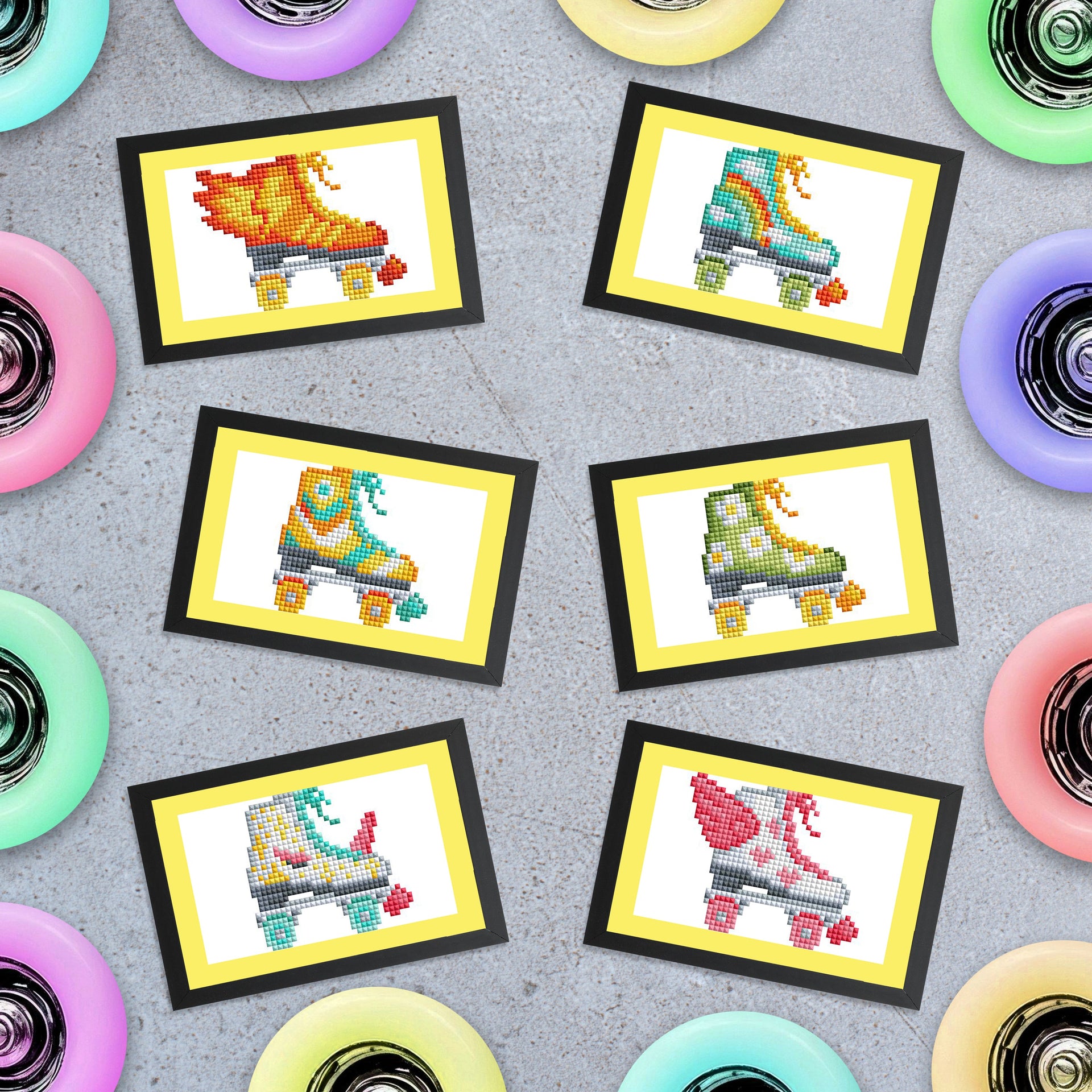 Diamond Painting Mini Dazzles™ - Roller Skates 4" x 6" (10.2cm x 15.2cm) / Square With 19 Colors Including 1 AB and 18 Fairy Dust Diamonds / 3,555