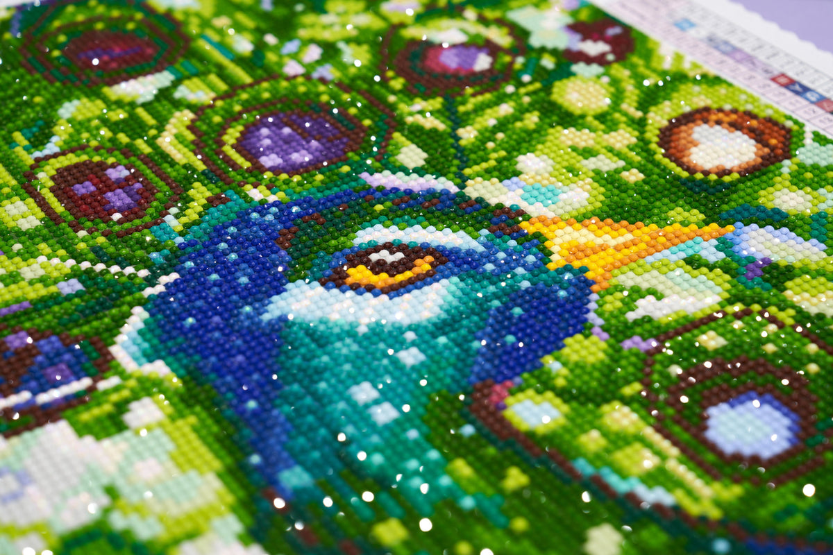 Diamond Painting Mr. Peacock 13" x 17" (32.8cm x 42.6cm) / Round with 47 Colors including 3 ABs including 1 Fairy Dust Diamonds / 17,784