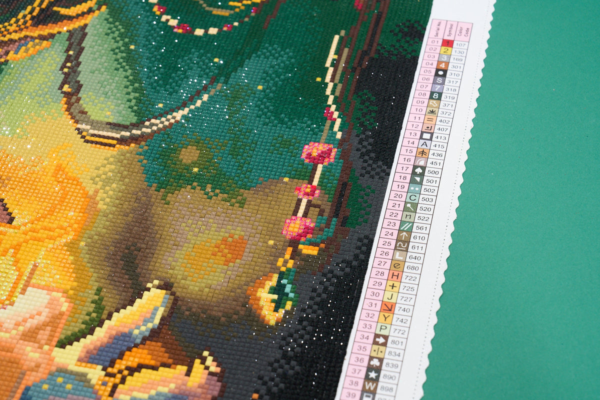 Diamond Painting Mystic Candle 22" x 22" (55.8cm x 55.8cm) / Square with 72 Colors including 2 ABs and 1 Iridescent Diamonds and 3 Fairy Dust Diamonds / 50,176