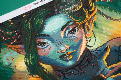 Diamond Painting Mystic Candle 22" x 22" (55.8cm x 55.8cm) / Square with 72 Colors including 2 ABs and 1 Iridescent Diamonds and 3 Fairy Dust Diamonds / 50,176