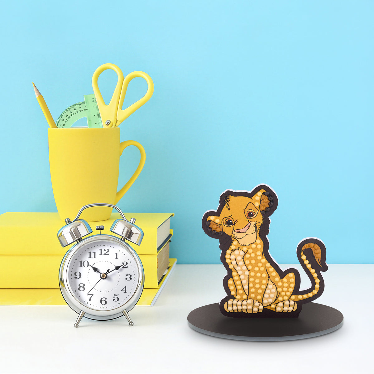 Diamond Painting Simba - Sparkle Pals™ 2.8" x 3.2" (7.2cm x 8.3cm) / Round with 4 Colors including 2 Fairy Dust Diamonds / 180