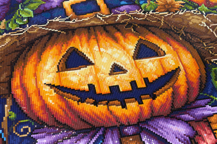 Diamond Painting Smiling Scarecrow 34.3" x 25.6" (86.9cm x 65cm) / Square with 55 Colors including 3 ABs and 3 Fairy Dust Diamonds / 91,089