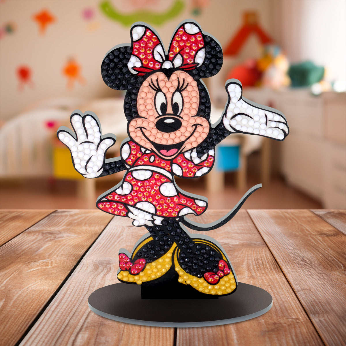 Diamond Painting Sparkle Pals™ - Minnie Mouse™ 5.6" x 4.2" (14.3cm x 10.7cm) / Round with 5 Colors including 1 AB and 2 Fairy Dust Diamonds / 574