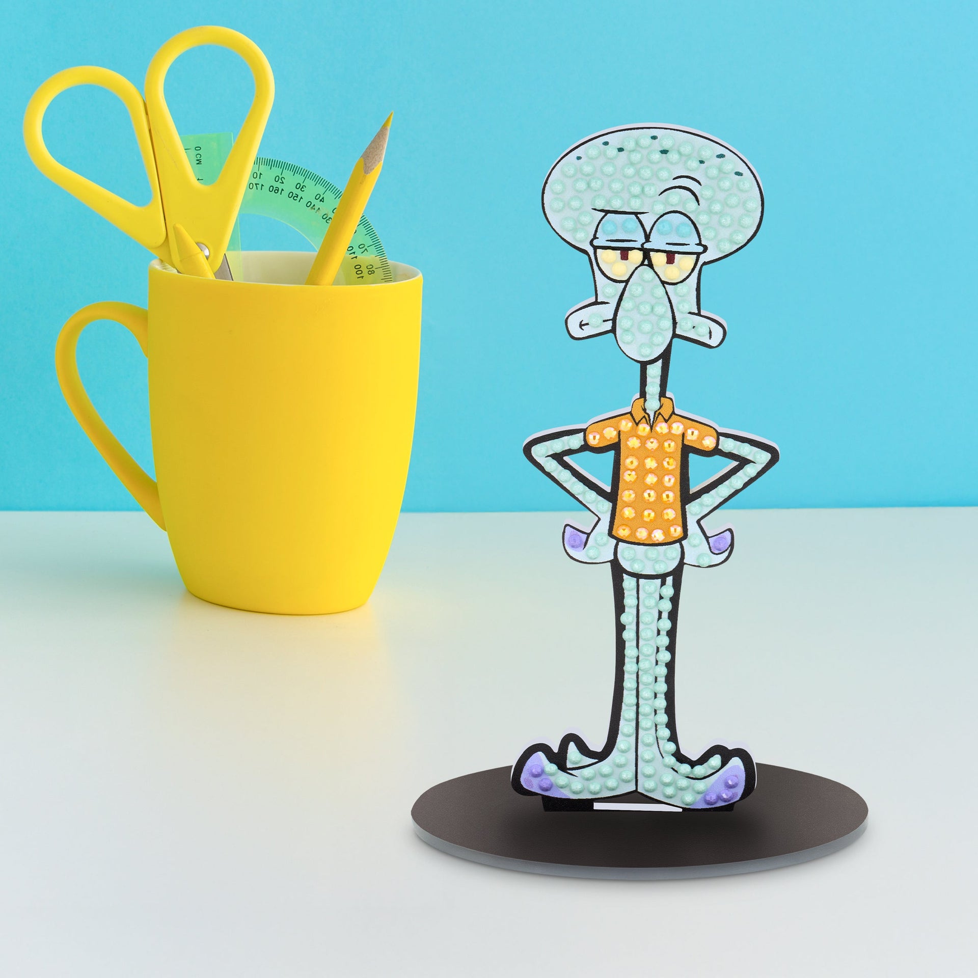 Diamond Painting Sparkle Pals™ - Over It Squidward 1.9" x 5.5" (4.9cm x 14.1cm) / Round with 5 Colors Including 1 AB and 2 Fairy Dust Diamonds / 220