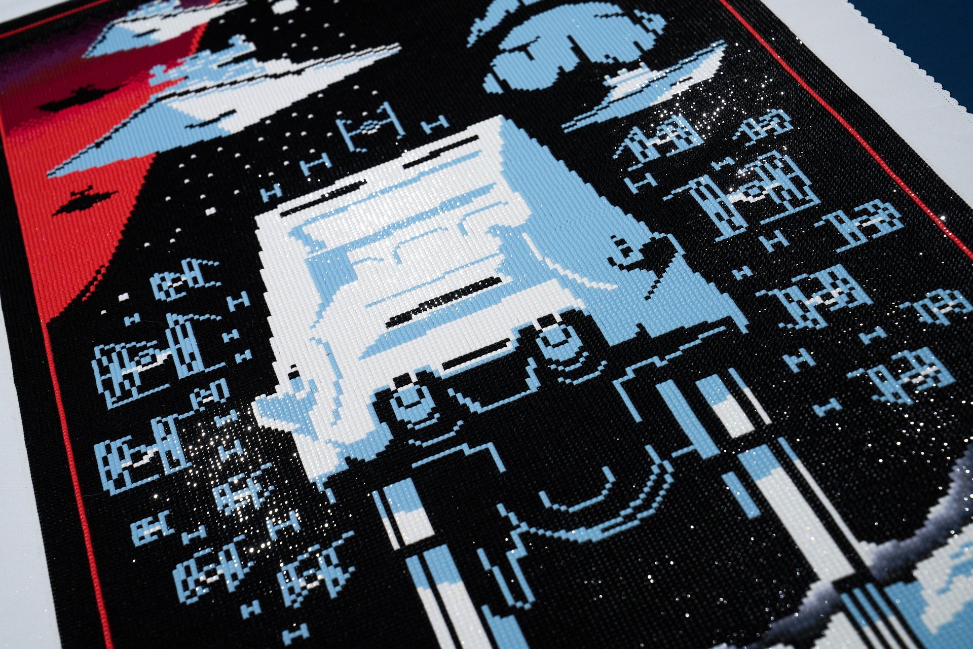 Diamond Painting Star Wars: The Empire Strikes Back 17" x 51" (42.8cm x 129.5cm) / Square with 19 Colors including 1 AB and 2 Fairy Dust Diamonds / 89,440