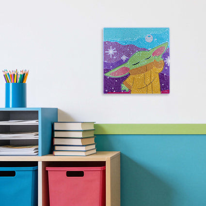 Diamond Painting The Force Master (Grogu) - Easy Gem™ Sparkle Boards 9" x 9" (22cm x 22cm) / Round with 11 Colors including 11 Iridescent Diamonds / 2,305