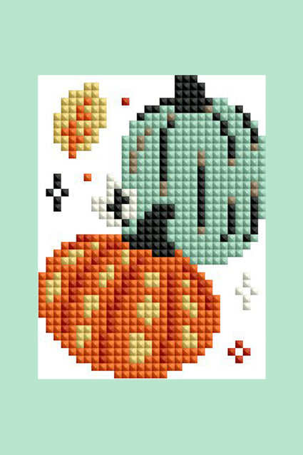 Diamond Painting The Nightmare Before Christmas - Mini Dazzles™ 4" x 6" (10.2cm x 15.2cm) / Square With 8 Colors Including 8 Fairy Dust Diamonds / 4,339